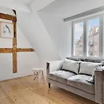 Gammel Mønt 3rd floor